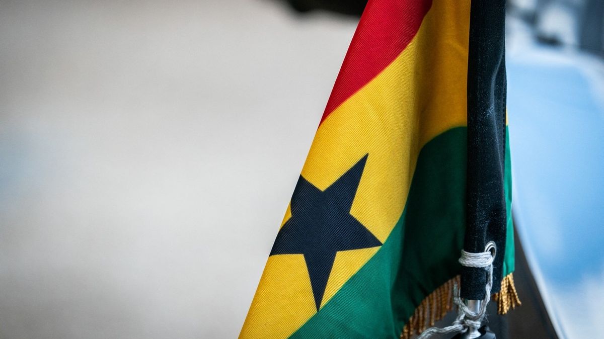Ghanská ministryně byla kvůli roční absenci odvolána